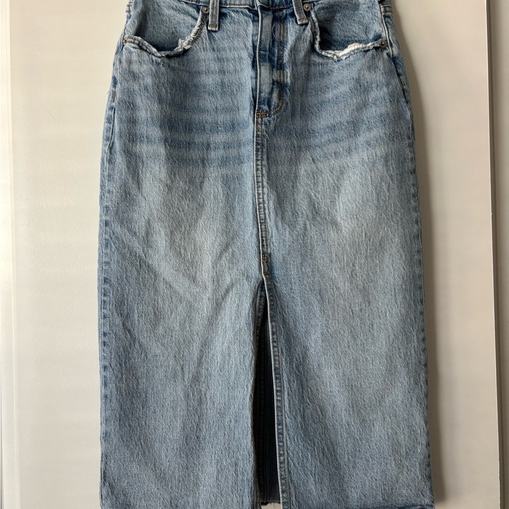 Universal Thread Blue Denim Skirt